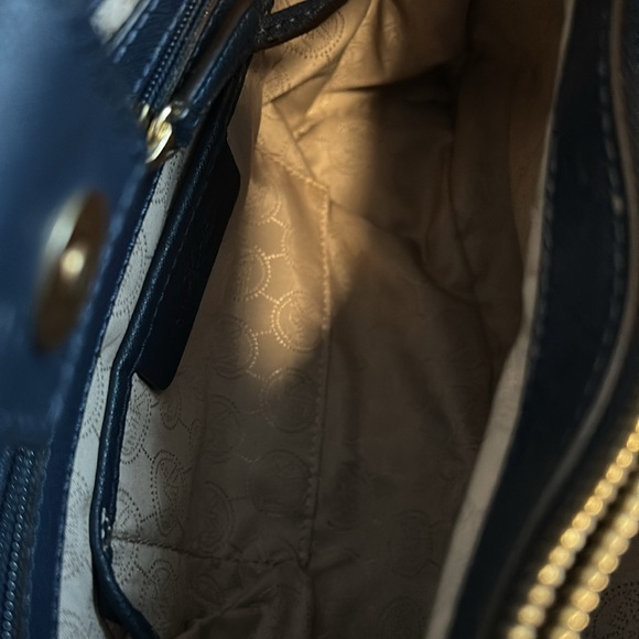 Michael Kors Handbag - Picture 9 of 11